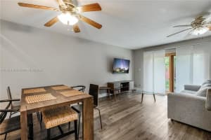 2530 NE 9th St #1, Fort Lauderdale, FL 33304, - MLS#A11762166