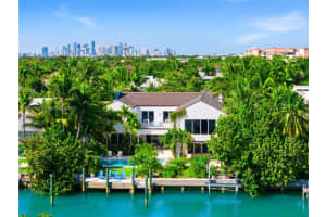 180 Cape Florida Dr, Key Biscayne