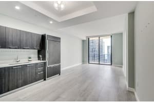 45 SW 9th St Apt 4104, Miami, FL 33130, - MLS#A11762319