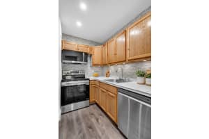 13712 SW 90th Ave #23, Miami, FL 33176, Sold 04/23/25