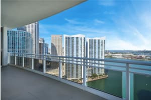 901 Brickell Key Blvd 3208 Miami, FL 33131 - MLS#A11762393