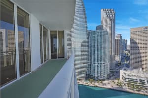 901 Brickell Key Blvd 3208 Miami, FL 33131 - MLS#A11762393