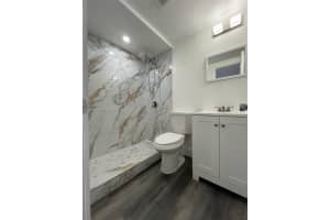100 NW 87th Ave APT E217, Miami, FL 33172, Sold 05/01/25