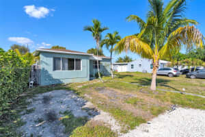 2419 Harding St, Hollywood, FL 33020, Sold 05/16/25