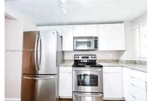 4141 NW 21st St APT 103, Lauderhill, FL 33313, - MLS#A11762635