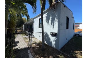 720 82nd St, Miami Beach, FL 33141, Sold 04/15/25