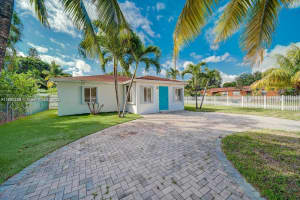 442 NW 100th St, Miami, FL 33150, - MLS#A11762734