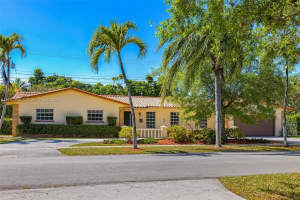 8470 SW 86th Ct, Miami, FL 33143, Sold 06/23/25