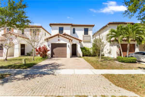 3762 93rd Ave, Pembroke Pines, FL 33025, Sold 06/18/25