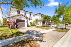 3762 93rd Ave, Pembroke Pines, FL 33025, Sold 06/18/25