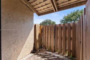 8045 SW 21st Ct #8045, Davie, FL 33324, - MLS#A11762884