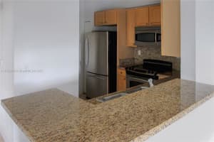 6001 SW 70th St APT 447, South Miami, FL 33143, Sold 08/04/25