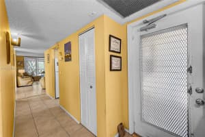 9440 Poinciana Pl APT 416, Davie, FL 33324, Sold 08/08/25