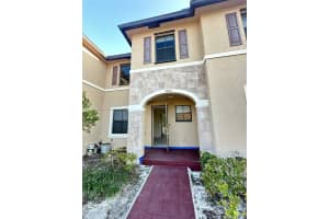 3302 W 114th Ter 3302, Hialeah