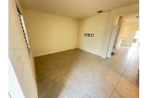 3302 W 114th Ter 3302 Hialeah, FL 33018 - Off Market