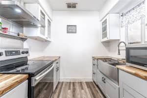 1000 NW 114th St, Miami, FL 33168, Sold 05/12/25