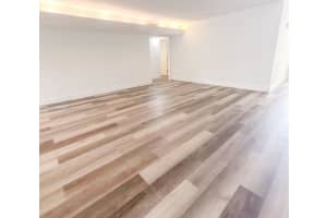 16013 Kingsmoor Way, Miami Lakes, FL 33014, Sold 04/07/25