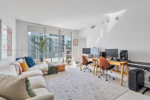 Brickell House, 1300 Brickell Bay Dr #2404, Miami, FL 33131, Sold 06/02/25