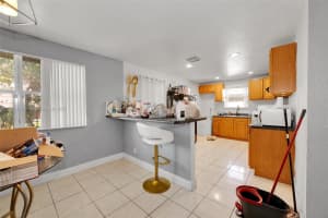2855 NW 7th St, Fort Lauderdale, FL 33311, - MLS#A11763133