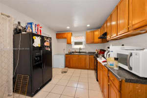2855 NW 7th St, Fort Lauderdale, FL 33311, - MLS#A11763133