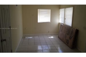 27 SW 7th St, Hallandale Beach, FL 33009, - MLS#A11763178