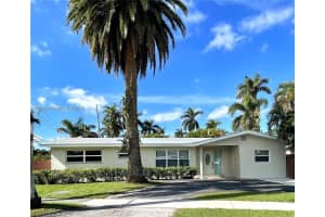 902 N 13th Ave, Hollywood