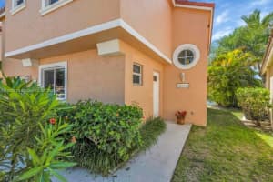 1091 SE 6th Ave, Dania Beach, FL 33004, Sold 07/14/25