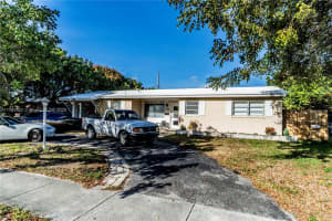 2790 NE 2nd Ave, Pompano Beach, FL 33064, Sold 04/15/25