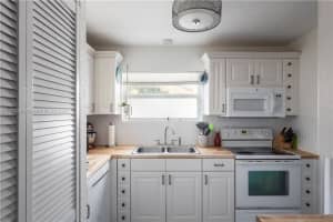 912 S 15th Ave, Hollywood, FL 33020, - MLS#A11763346
