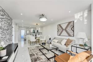 8900 Washington St APT 416, Pembroke Pines, FL 33025, - MLS#A11763370