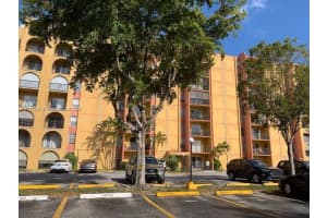 4801 Nw 7th St 602, Miami