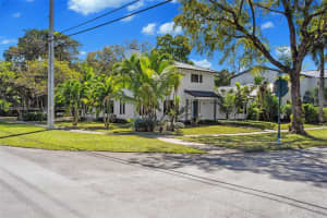 390 NE 93rd St, Miami Shores, FL 33138, Sold 08/27/25