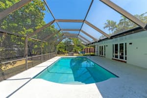 17554 SW 85th Ave, Palmetto Bay, FL 33157, Sold 08/28/25