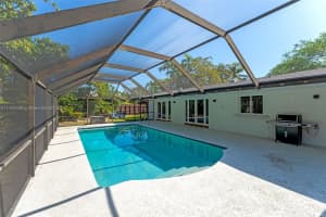 17554 SW 85th Ave, Palmetto Bay, FL 33157, Sold 08/28/25