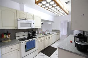 11040 NW 60th Ct, Hialeah, FL 33012, Sold 08/08/25
