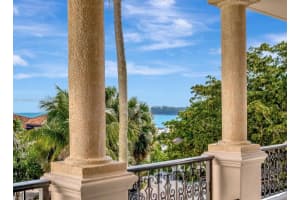 19136 Fisher Island Dr 19136, Miami Beach