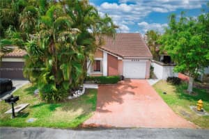 6240 NW 176th Terrace, Hialeah, FL 33015, Sold 07/15/25