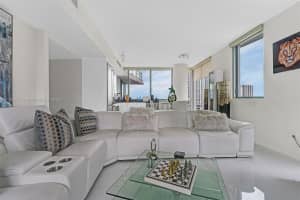 92 SW 3rd St APT 1710, Miami, FL 33130, - MLS#A11763617