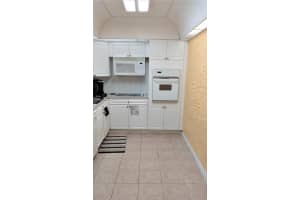 19380 Collins Ave APT 211, Sunny Isles Beach, FL 33160, - MLS#A11763644