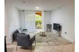 19555 E Country Club Dr 8108, Aventura