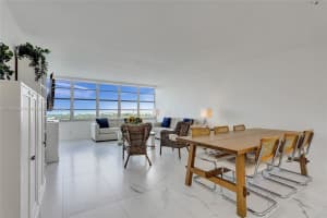 5700 Collins Ave APT 12E, Miami Beach, FL 33140, - MLS#A11763660
