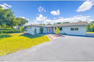13390 Sw 26th St, Davie