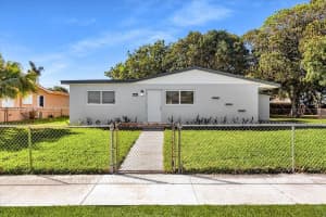 3530 NW 206th St, Miami Gardens, FL 33056, Sold 05/30/25