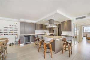 1621 Collins Ave APT 801, Miami Beach, FL 33139, Sold 07/11/25