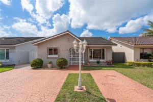 12782 NW 103rd Ave, Hialeah Gardens, FL 33018, Sold 05/09/25