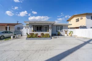 351 E 13th St, Hialeah