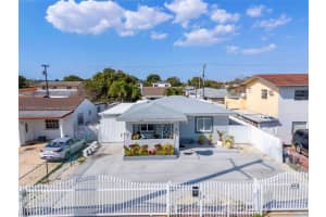 351 E 13th St, Hialeah, FL 33010 - MLS#A11763920
