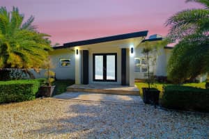 8540 SW 122nd St, Miami, FL 33156, Sold 07/09/25