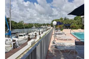 100 Edgewater Dr 309, Coral Gables