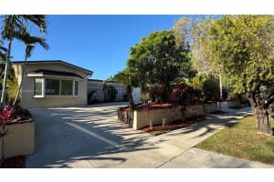 8720 Sw 192nd Ter Cutler Bay, FL 33157 - MLS#A11764050